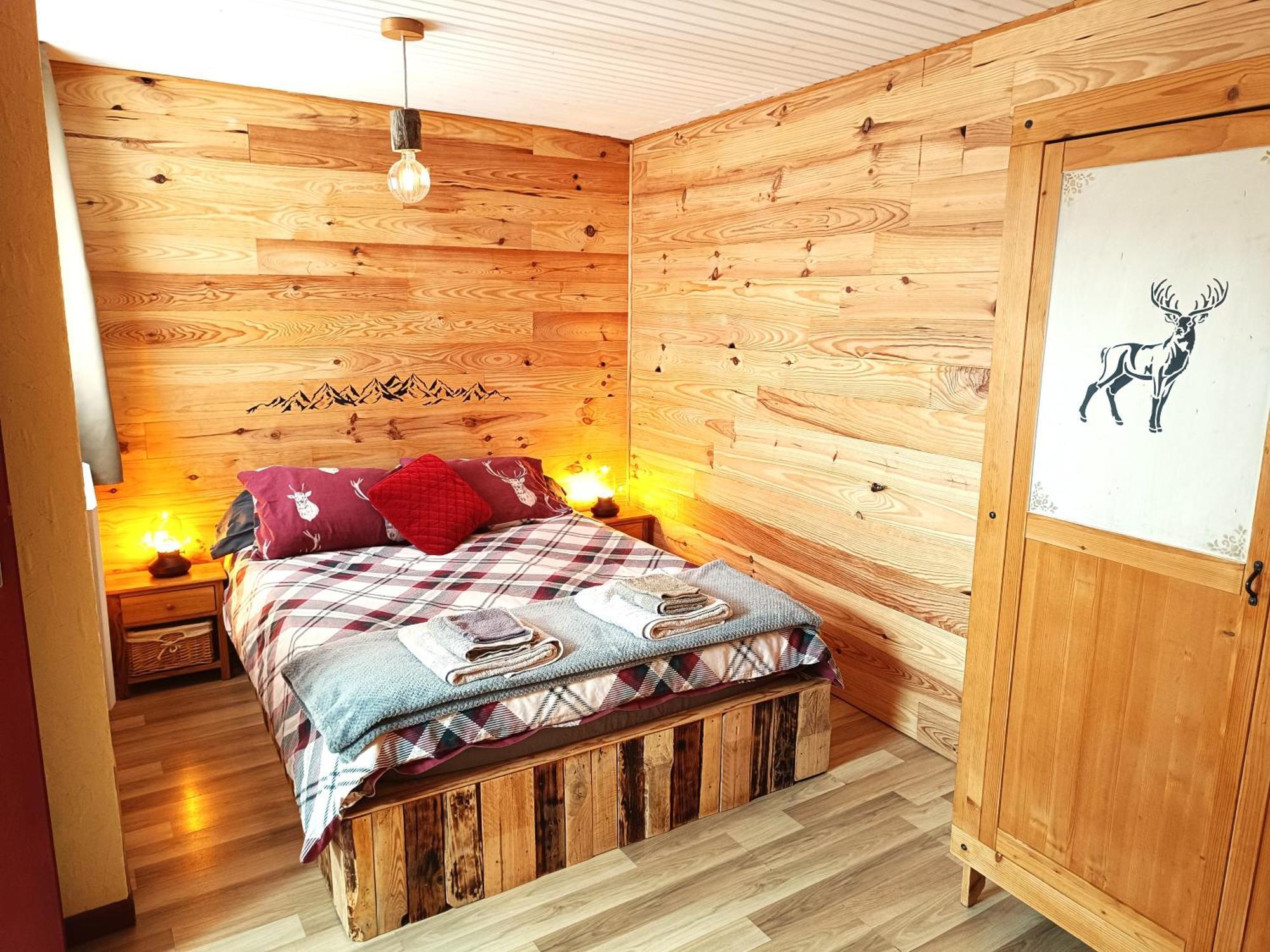 Gite Ha-Py Chalet 康庞 外观 照片