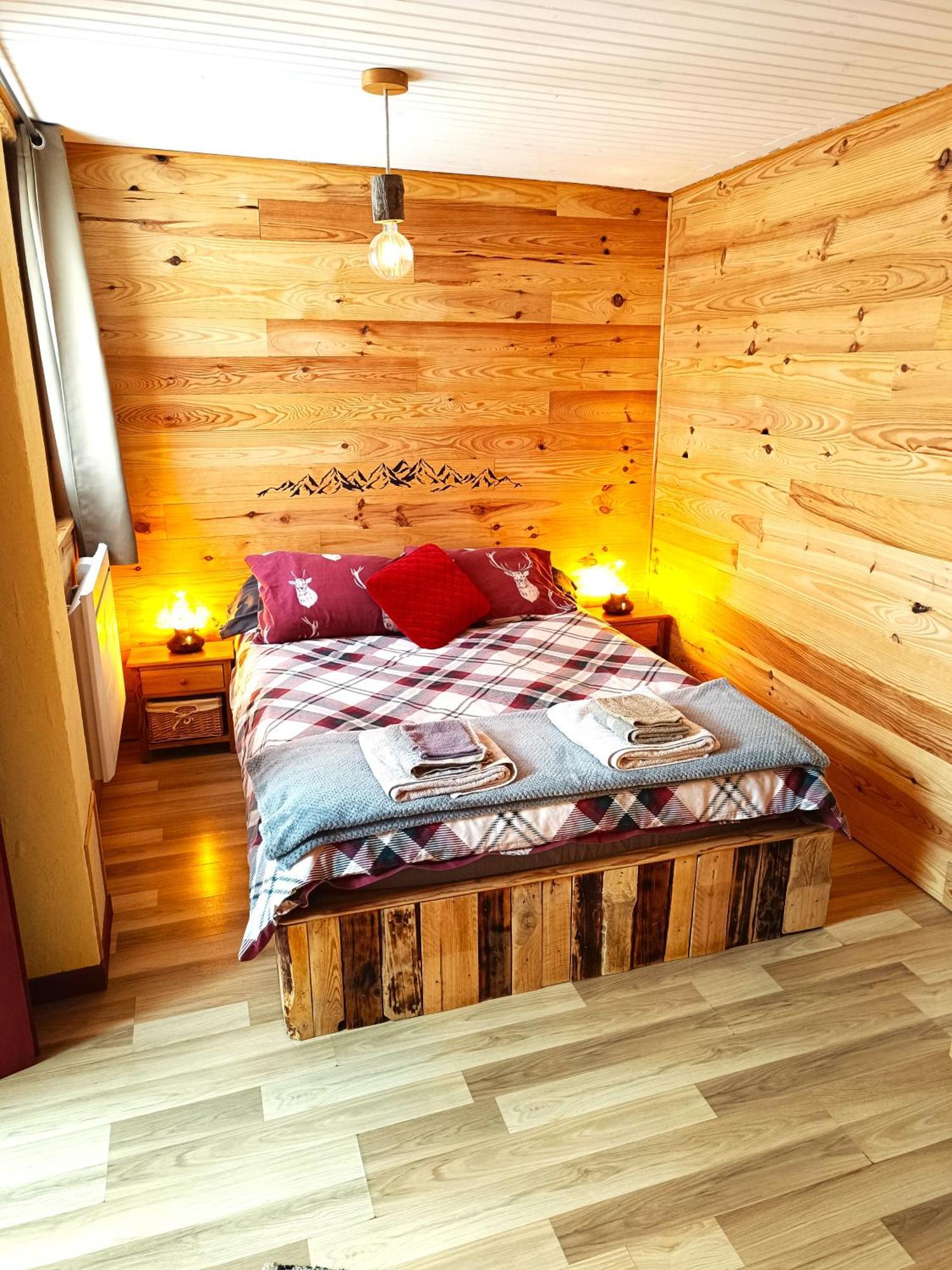 Gite Ha-Py Chalet 康庞 外观 照片